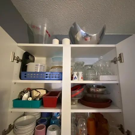 Le Navarre, T2 Familial Bien Equipe En Rdc , En Centre-ville Daire *