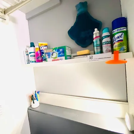 Le Navarre, T2 Familial Bien Equipe En Rdc , En Centre-ville