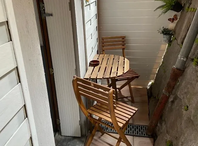 Le Navarre, T2 Familial Bien Equipe En Rdc , En Centre-ville * Cauterets