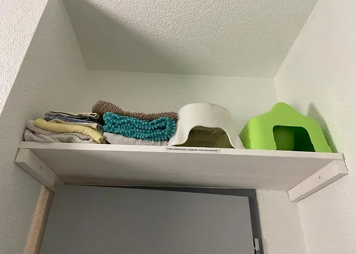 Le Navarre, T2 Familial Bien Equipe En Rdc , En Centre-ville Appartement *