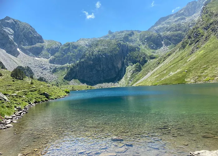 Le Navarre, T2 Familial Bien Equipe En Rdc , En Centre-ville Appartement *