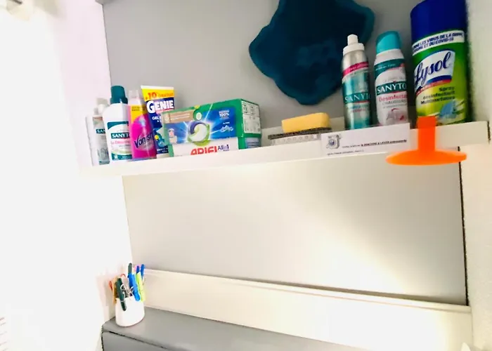 Le Navarre, T2 Familial Bien Equipe En Rdc , En Centre-ville